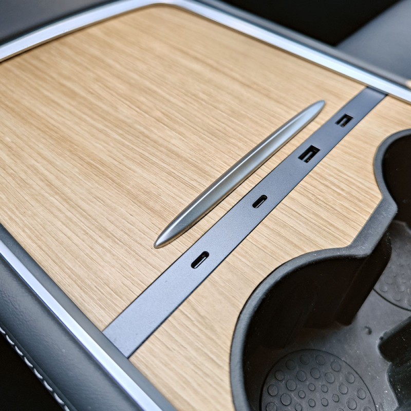 Car Charger Factory - 27W PD Tesla Model Y Hub