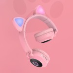 Party Speaker Manufacturer - OEM V5.0 LED Colorful Light