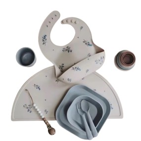 Baby Feeding Set Manufacturer - Silicone Bib Plate Spoon