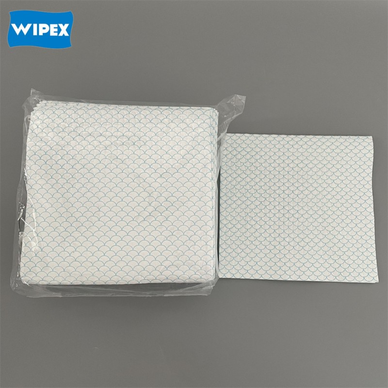 Heavy Duty Wipes Manufacturer - Quarter Fold Workplace