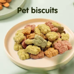 OEM/ODM狗猫对待饼干零食健康烤脆训练奖励中小型大型宠物