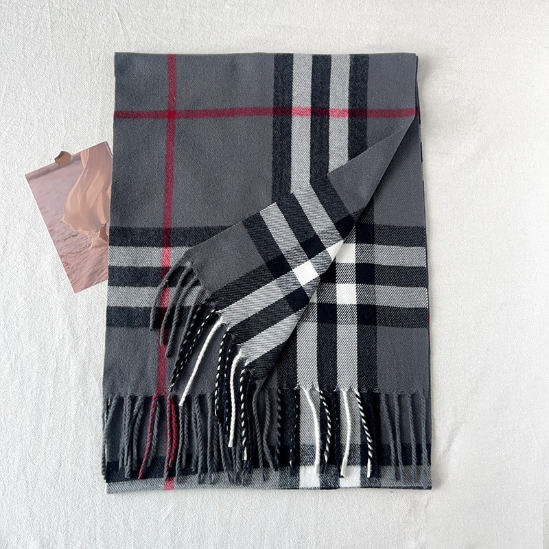 Muslim Scarf Manufacturer - Simple Trendy Plaid