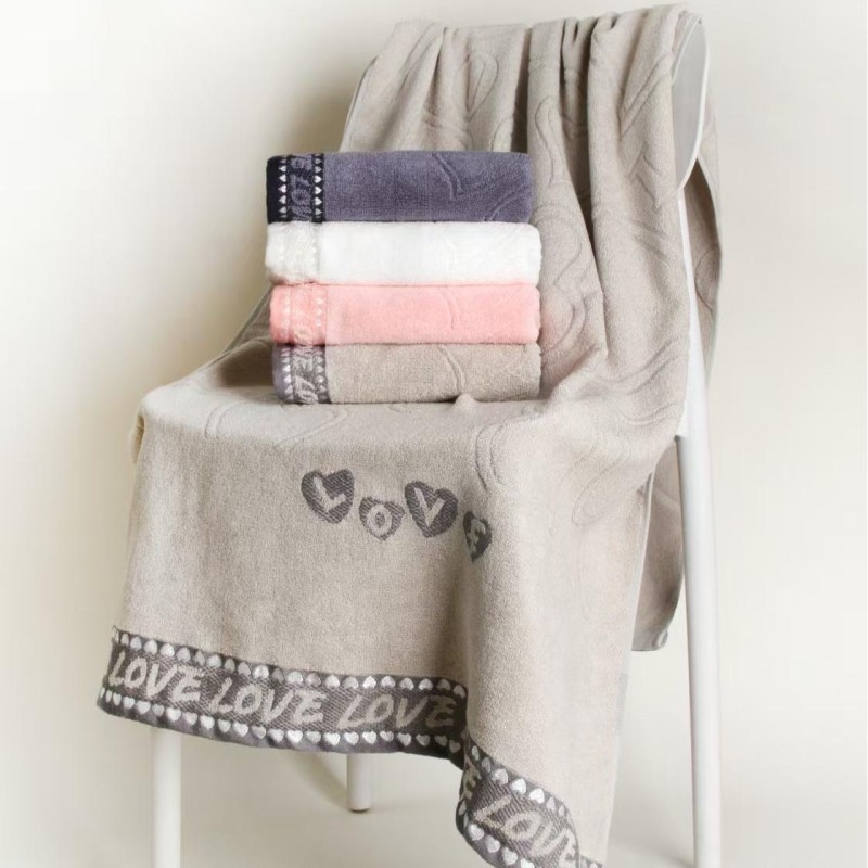 New Product in Stock High Quality Soft Bamboo Cotton Bath Towel Set Organic Bamboo Plain Adults Love Design Bath Towel Set