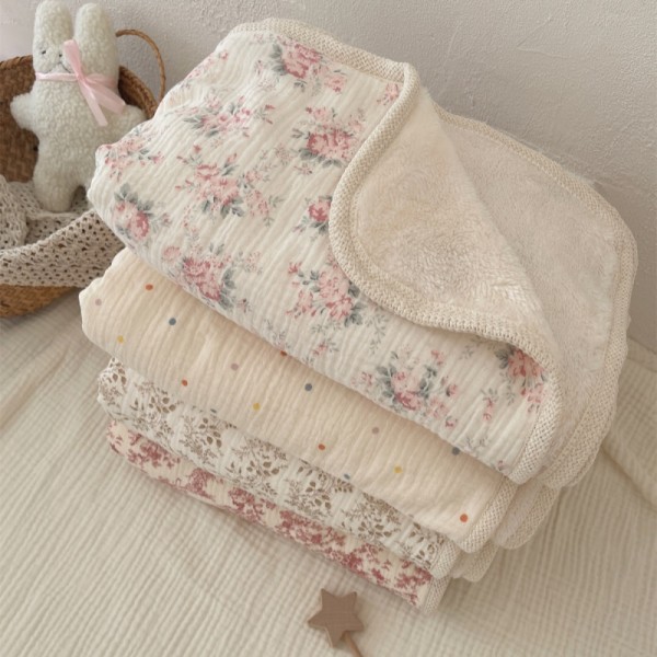 Baby Blanket Factory - Vintage Floral Sherpa Warm