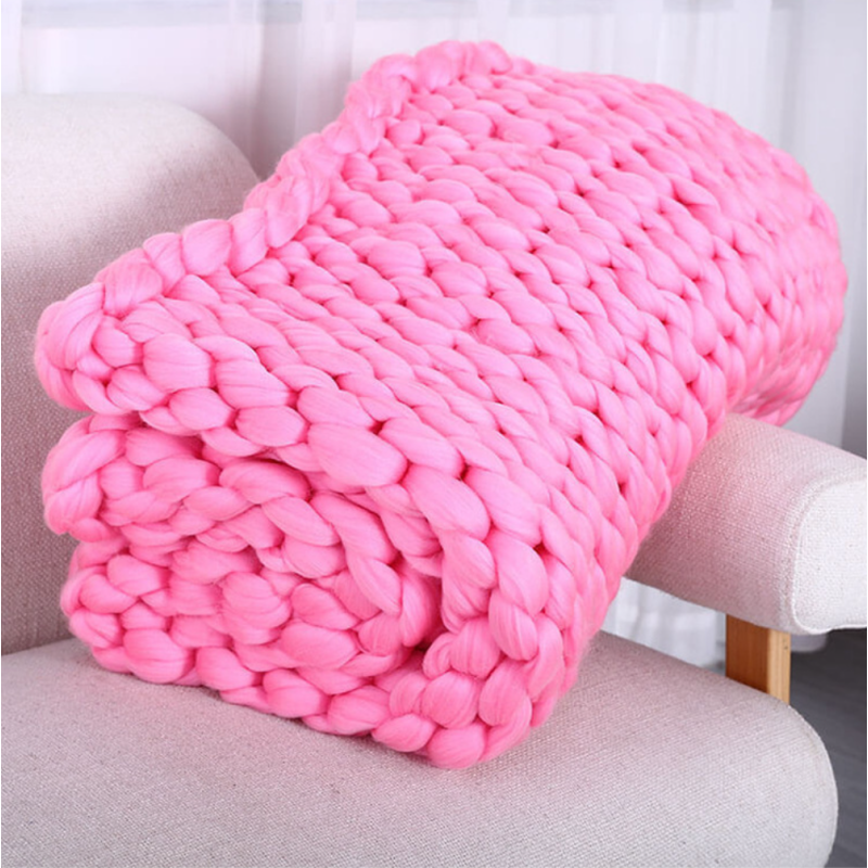 Throw Blanket Supplier - Wholesale Handmade Thick Knit