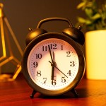 Desk Clock Manufacturer - T108 Classical Small Home Decor Gift