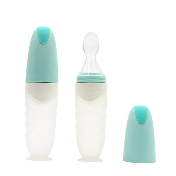 Baby Feeding Bottle Supplier - Silicone Squeeze Bottle with Soft Spoon