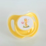 Newborn Pacifiers Manufacturer - Food Grade Apple Shaped Printed Pattern