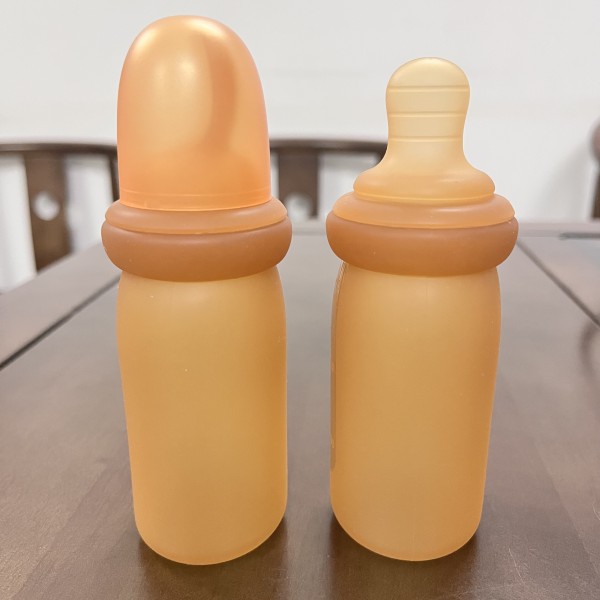 Spoon Feeder Manufacturer - Food Grade Liquid Silicone 2 in 1 Bottle