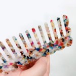 Anti-static Comb Factory - Laser Wave Mold Acrylic Resin