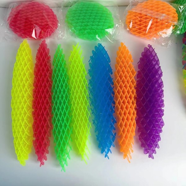 Elastic Stretch Toy Manufacturer - OEM Ornament Pendant Decompression Radish Net Cool Deformation