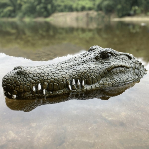 RC Boat Toy Manufacturer - OEM 2.4GHz Simulation Crocodile Head Floating Remote Control Prank