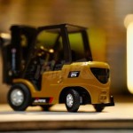 Mini Forklift Model Manufacturer - OEM 1/64 Die Casting Small Size Simulation Restoration Toy