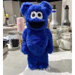 Building Block Ornament Manufacturer - OEM Violent Bear's Trendy Hand-Made Action Figure Stylish Living Room Art