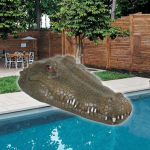 RC Boat Toy Manufacturer - OEM 2.4GHz Simulation Crocodile Head Floating Remote Control Prank