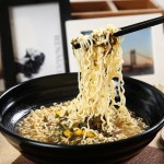 批发上班族、学生用方便面康师傅美味方便面