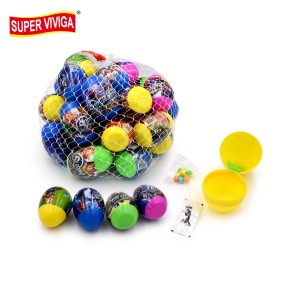 惊喜彩蛋玩具糖果与纹身和玩具