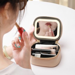 LED Makeup Bag - Portable Mirror Lighted Case