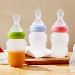 Squeeze Feeder - BPA Free with Spoon