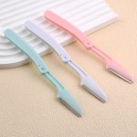 3件可折叠的女性眉毛修剪器可更换刀片抗刮擦安全美容工具