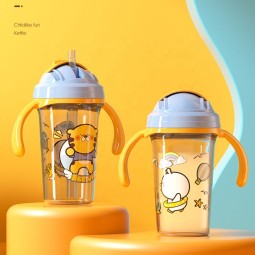 Plastic Baby Training Cup Supplier - OEM Cartoon Cute Apple shaped 300ml with Handle