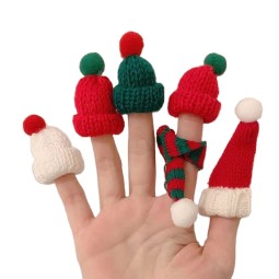 Christmas Bottle Scarf Supplier - Mini Christmas Hat Scarf Doll Decoration Bottle Scarf