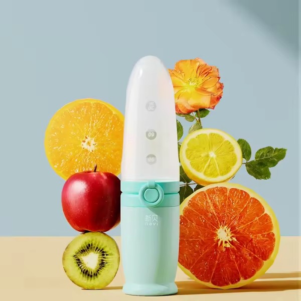 Baby Feeder Manufacturer - Food Grade Silicone Squeeze Bottle with Spoon