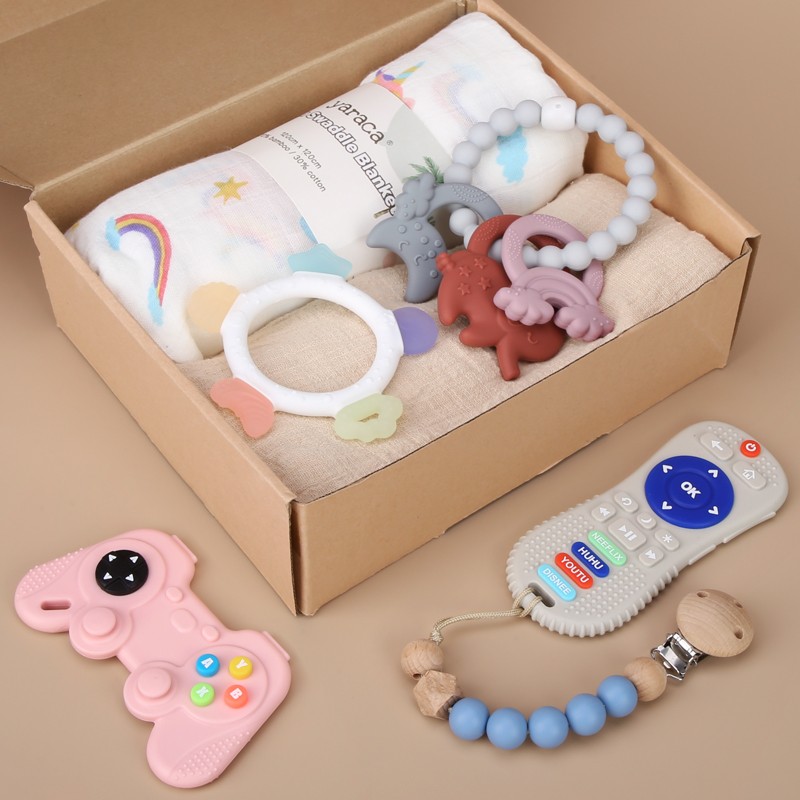 Baby Gift Set Manufacturer - Pacifier Clip Blanket Teether Set