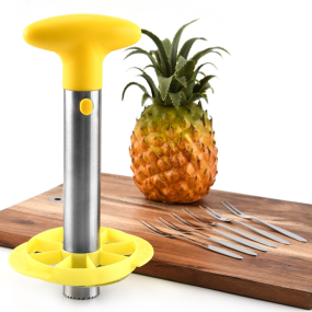 High Quality Kitchen Fruit Tool Stainless Steel Pineapple Revolve Cutter Peeler Pineapple Corer and Slicer Tool