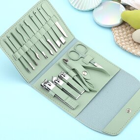 Folding Bag 16-Piece Nail Clipper