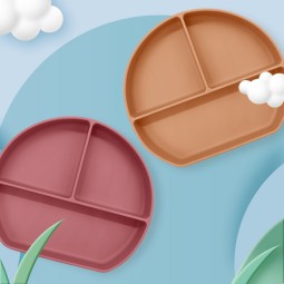Wholesale BPA-Free No-Spill Round Toddler Divided Meal Plate Strong Suction Silicone Baby Food Feeding Plate