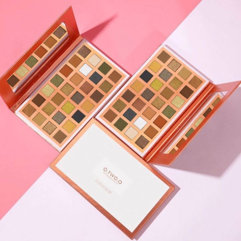 Oem Powder Pigment Sombra Hot Sell Pressed Eyeshadow Palette 18 Colors Eye Shadow Plate Pearl Gloss Matt Highlights