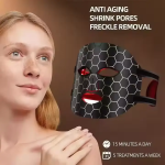 廉价的LED美容面膜现代，高科技护肤设备，完美的日常自我护理和奢华的面部体验
