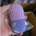 批发美容面冰持有人面冰立方模具按摩器硅胶面部按摩冰滚轮
