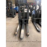 Custom Electric Stacker - Everlift Manufacturer