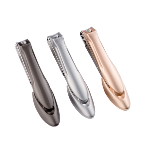 Home Use Beauty Tool Set Splash-Proof Manicure Mantis Nail Clippers with Comfortable Bevel Design