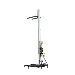 Lifting Machine - Cargo Lift Equipment
