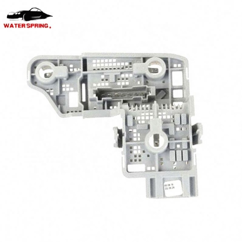 Mercedes W204 LED Tail Light Bulb Holder Factory - OEM Replacement Part