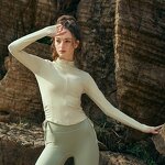 Women's Yoga Jacket Factory - Slim Fit Zip up