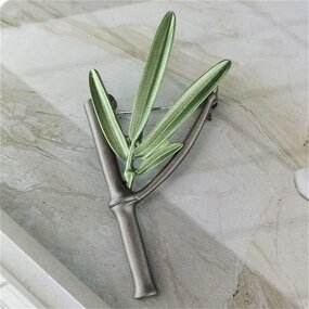 Botanical Brooch Factory - Lapel Pin Bouquet Tree Branch Green Plant Bamboo