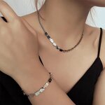 Gold Letter Necklace Factory - Luxury Feel Block Snake Bone Design High-End