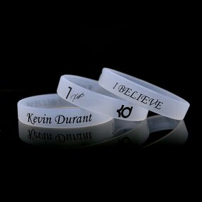 Silicone Bracelet Factory - OEM Personalized Elastic Promotional With Logo Customized Glow In Dark Rubber