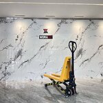 Pallet Jack Manufacturer - Top Quality 1 Ton Truck Mounted Scissor Lift Jack