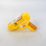 塑料玩具枪和棒棒糖