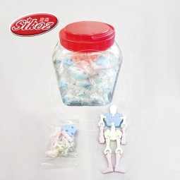 40个甜的，彩色的，各种形状的组装压糖