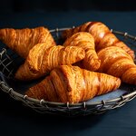 French Croissant Small Supplier - Dessert Frozen Bakery Croissant