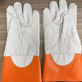 Insulating Gloves Supplier - Adjustable White Sheepskin Cuffs