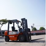 LPG Forklift Supplier - HUAYA 2.5 Ton Nissan Engine 3-3.5 Ton Capacity 1 YEAR Warranty