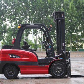 Electric Forklift Supplier - 3 to 5 Ton Lithium Battery 4x4 Triplex Mast