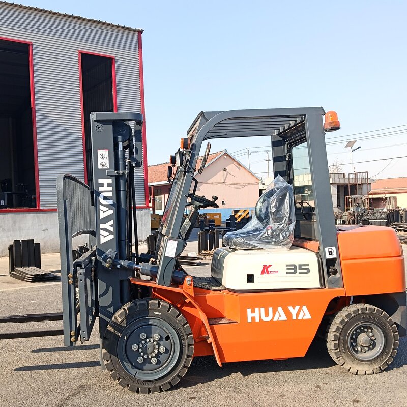 Diesel Forklift Manufacturer - 3 to 5 Ton Durable Triplex Mast All Terrain